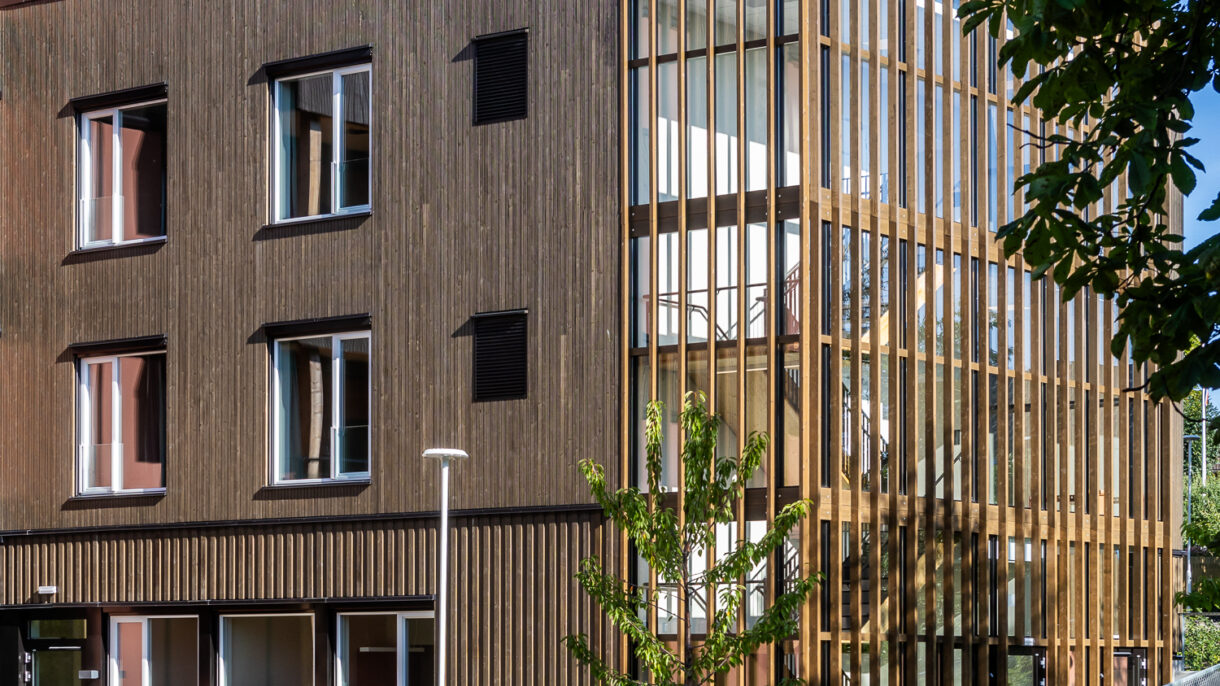 Sykehjemsbygg og hage