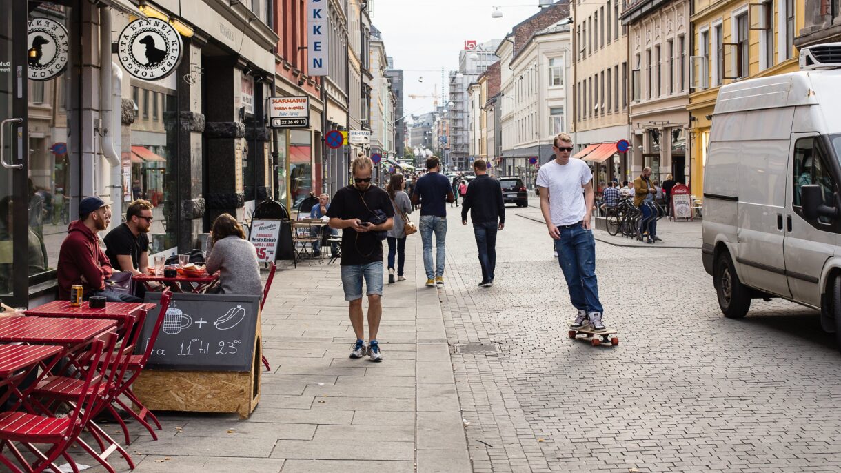 Erling Fossen gleder seg til å høre om Bilfritt byliv under URBAN FUTURE. Foto: Amund Johne
