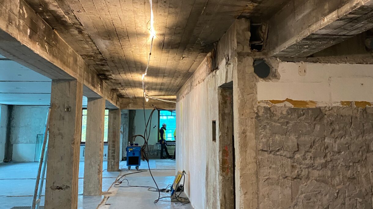 Noe av det første Höegh Eiendom gjorde var å gjennomføre flere ombrukskartlegginger og klimagassregnskap, for hele tiden å ha gode styringsverktøy.