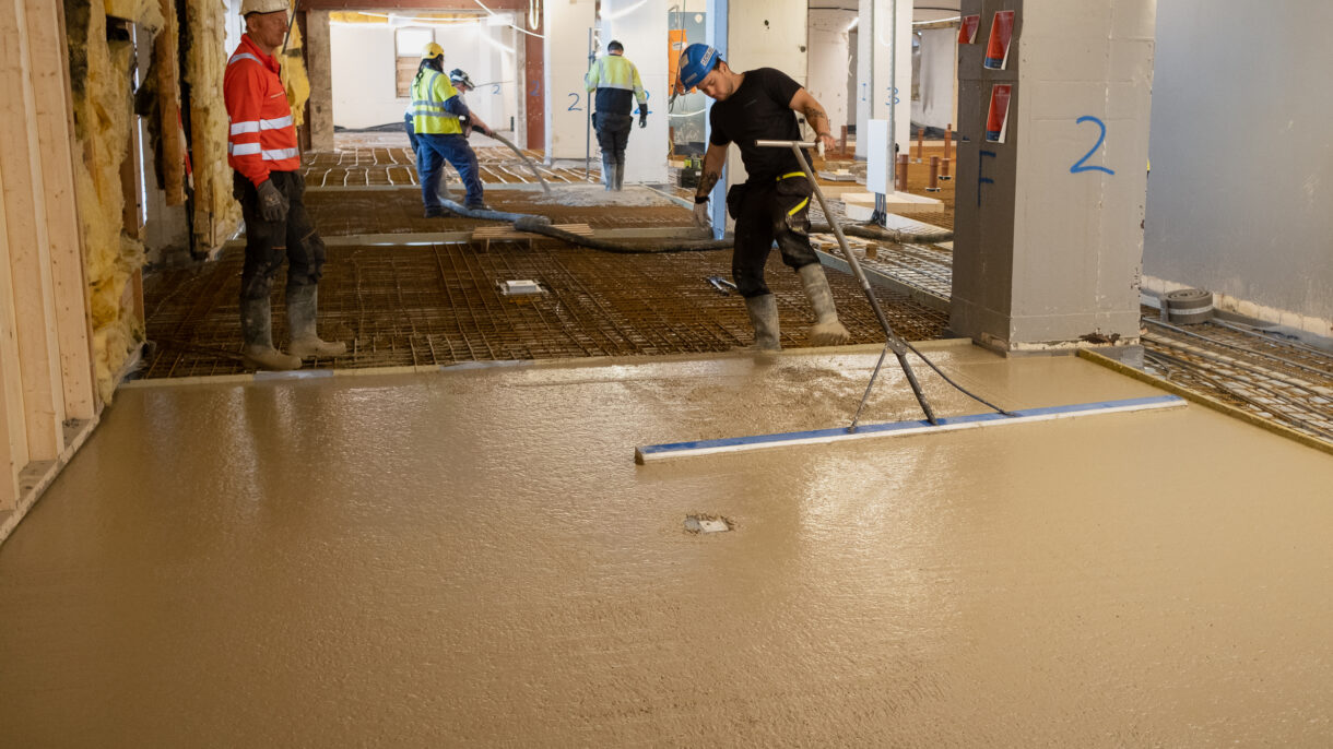 Skur  38 er i tet som Norges første bygg med leirebetong. Foto: Hans Kristian Riise/Oslo Havn