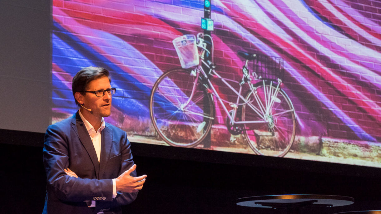 T Lauluten DSF2507 72dpi