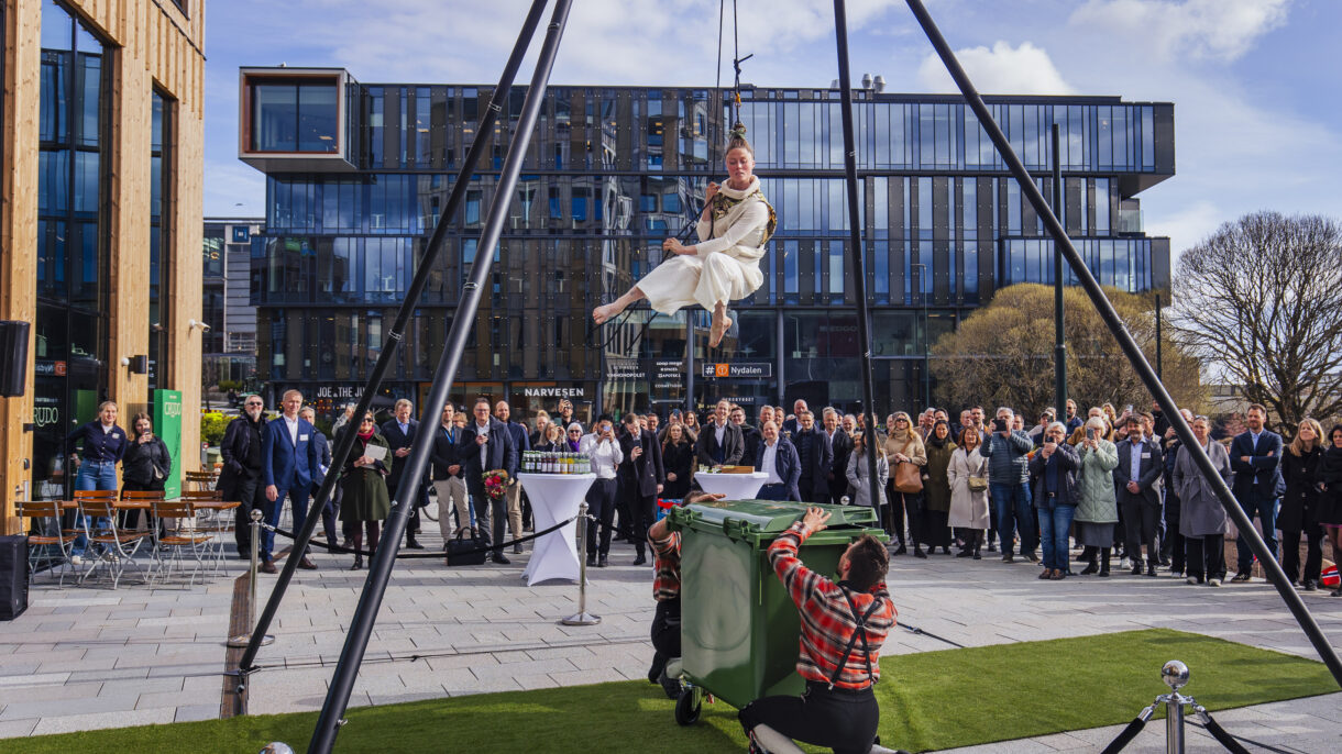 Fantastisk innslag ved Ellevill Halling under åpningen av Vertikal Nydalen. Foto: Geir Anders Rybakken Ørslien
