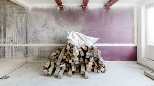 Hensikten med FutureBuilt Sirkulær er å motivere til sirkulære prinsipper ved rehabilitering, riving og nybygg og vise vei til det helsirkulære samfunnet i 2050. Her materialer i Kristian Augusts gate 13. Foto: Kyrre Sundal/Mad arkitekter