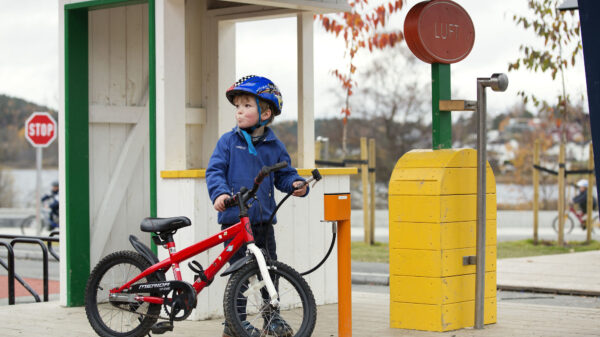 Sykkellek  Foto Sverre Chr. Jarild