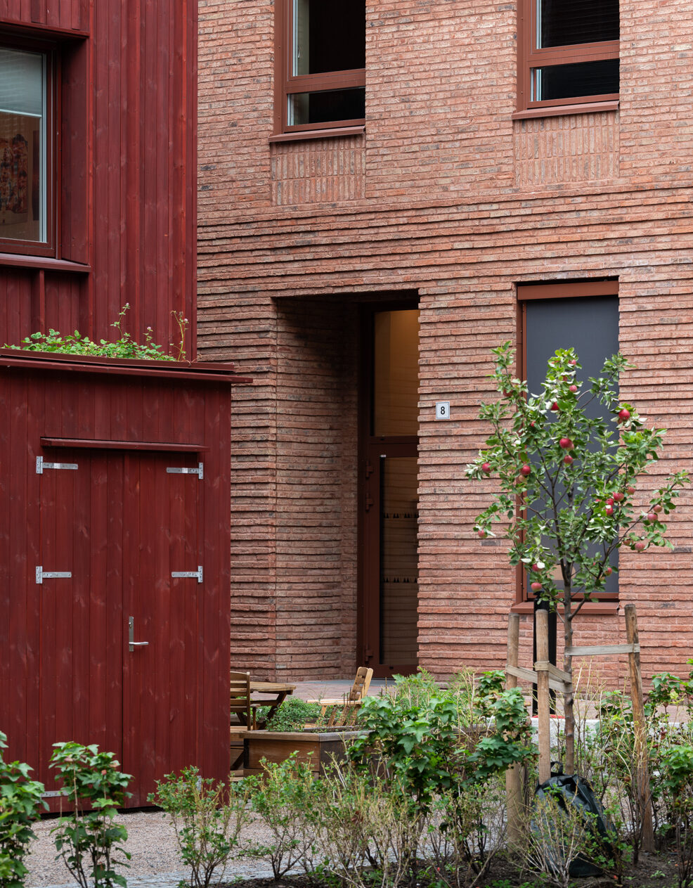 Fasader i tre og tegl