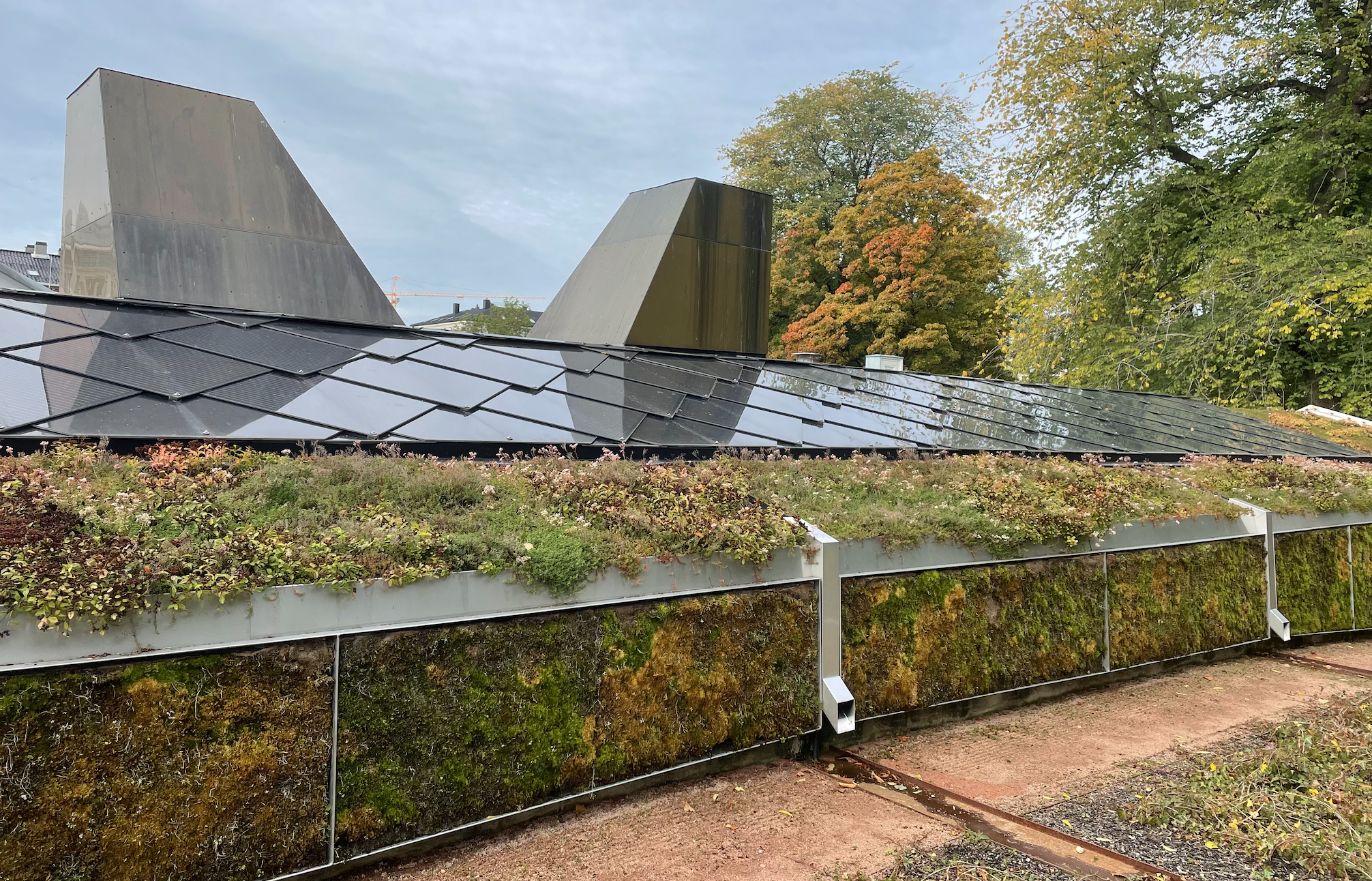 Logistikkbygget bakfra