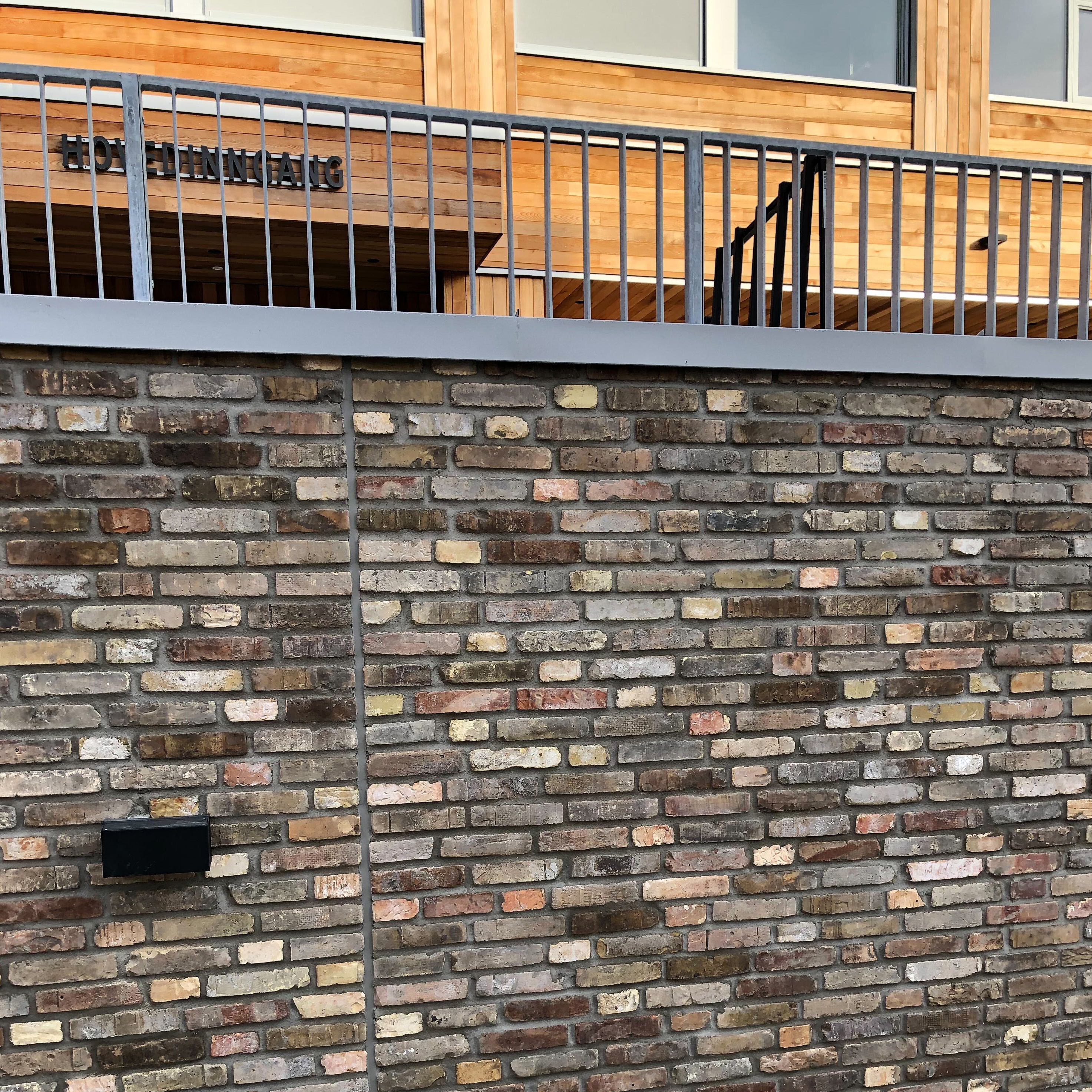 Ny vegg Eikeli videregående skole