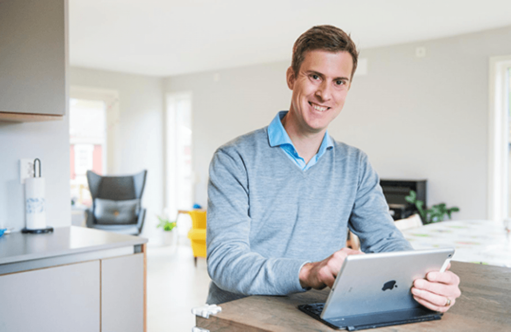 Enova kan gi den økonomiske støtten du trenger for å investere i innovative løsninger som viser hva som er mulig å oppnå i bygg og eiendomsmarkedet. Enova kan gi den økonomiske støtten du trenger for å investere i innovative løsninger som viser hva som er mulig å oppnå i bygg og eiendomsmarkedet.